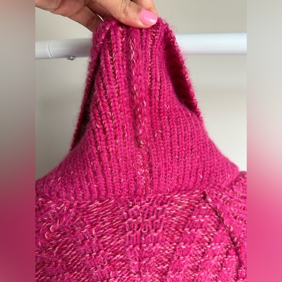 Pink Wool Chanel cardigan size 38 - Picture 8 of 11